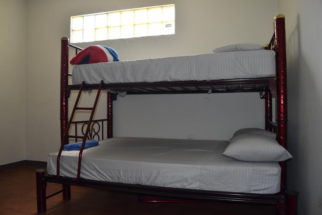 كويريتارو Hostal Casa Purpura المظهر الخارجي الصورة